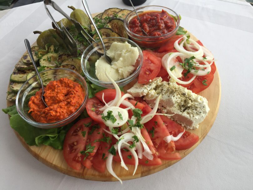 Mezze Magic: Exploring the Delights of Middle Eastern Cuisine
